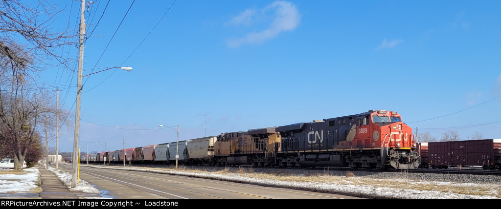 CN 3809 UP 5501